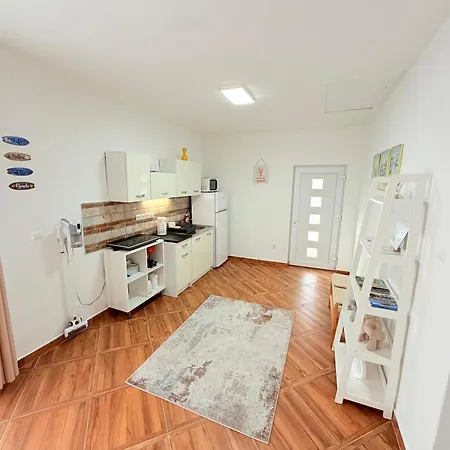 Apartment Fifteenapartman Balatonfoldvar