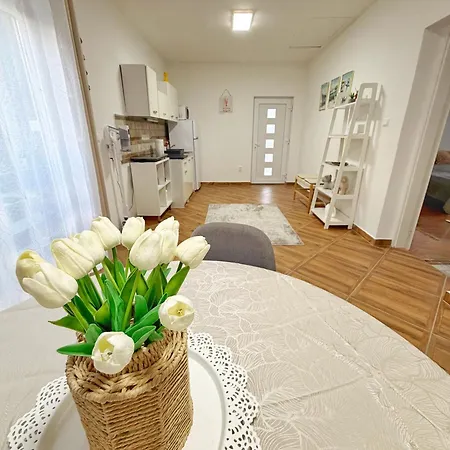 Fifteenapartman * Balatonfoldvar